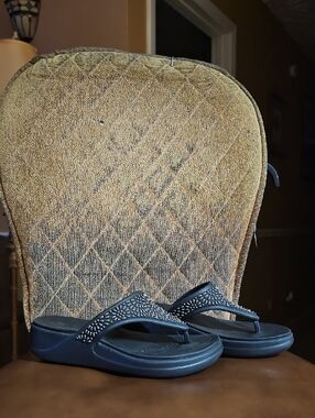 Crocs Monterey Diamante Wedge Slip On Thong Flip Flops Sandals Shoes Black Gray